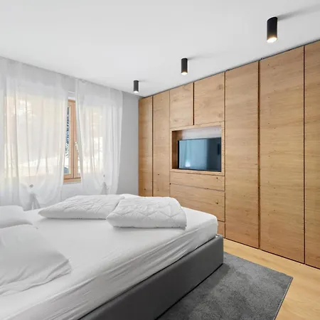 Apartment Luxury Lakeview In Center *